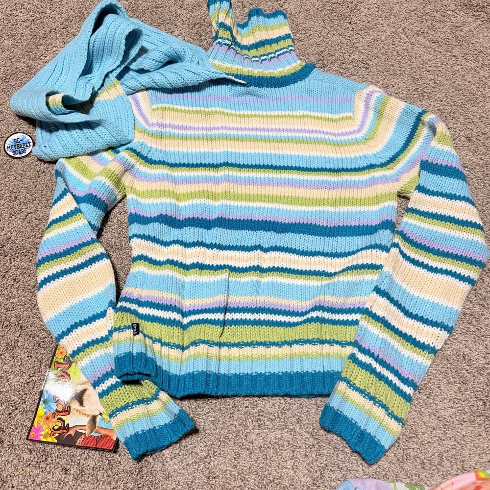 Y2K Mudd Women's Striped Turtleneck Sweater w/ Detachable Scarf Size L Blue NWT - Picture 5 of 6